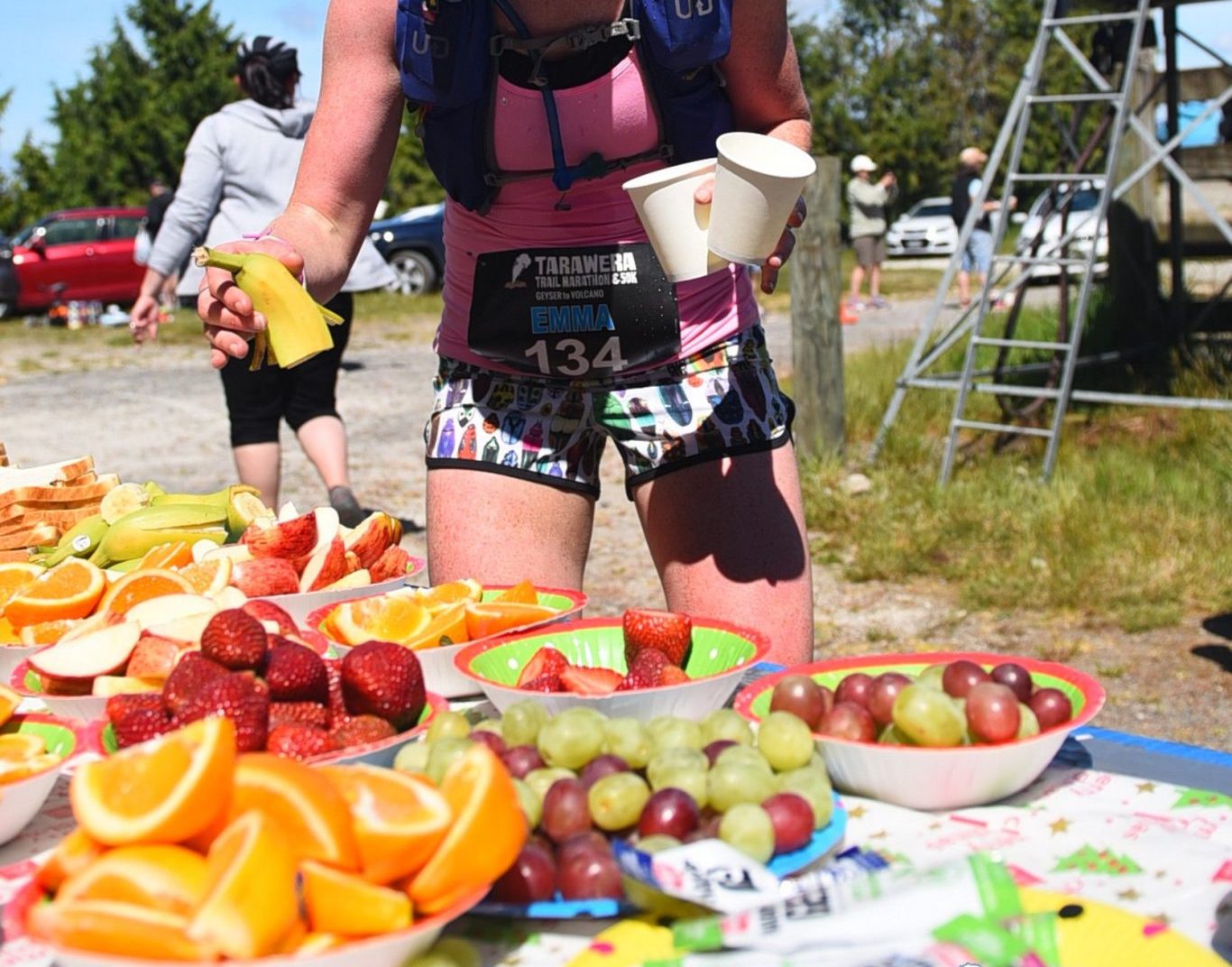 What to eat and drink during a trail running race? 5 tips for planning your race nutrition